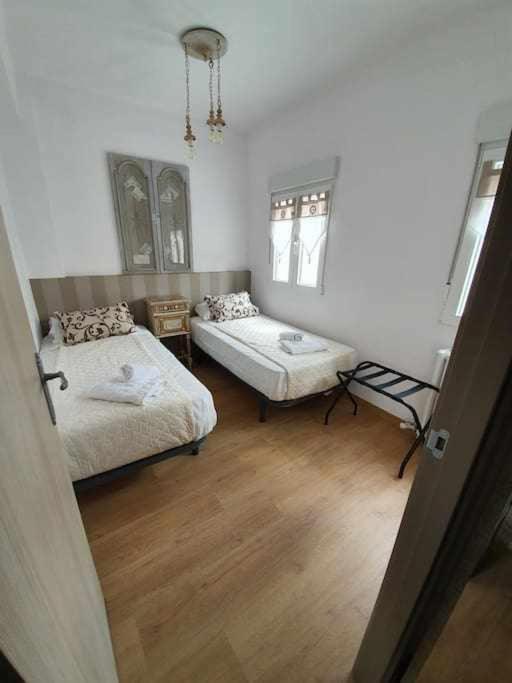 Oak Palace Oakplacescom Leão Exterior foto